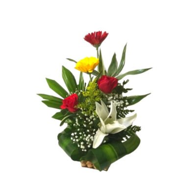 Arreglo Estilizado de Lirio Blanco con Gerberas y Rosas
