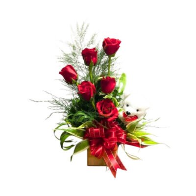 Arreglo Estilizado de Rosas Rojas con Peluche Blanco