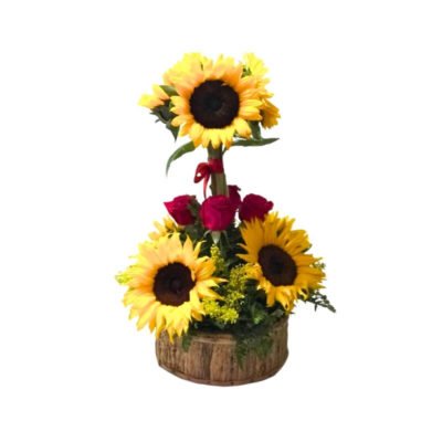 Arreglo de Girasoles y Rosas en Base de Tronco Redonda