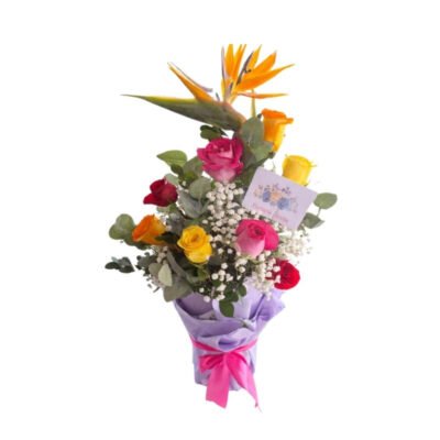 Arreglo de Rosas Multicolores y Ave del Paraíso