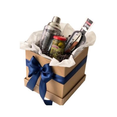 Caja de Regalo Premium Coctelera y Snacks Gourmet